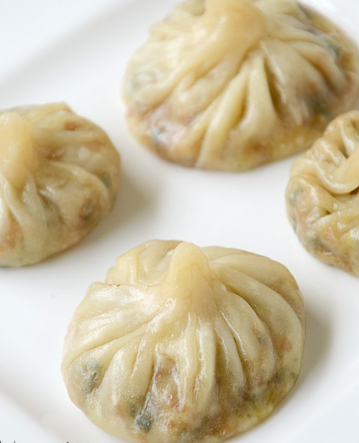 Veggie Momos - 100 pcs